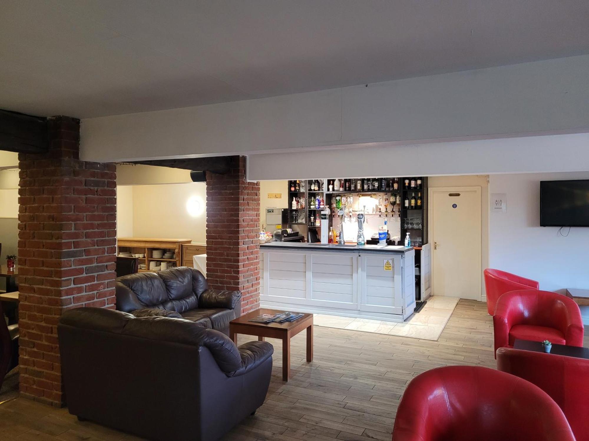 The White Horse Lodge Hotel Тирск Екстериор снимка